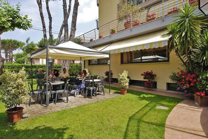 Hotel Maita Lido di Camaiore Exterior foto